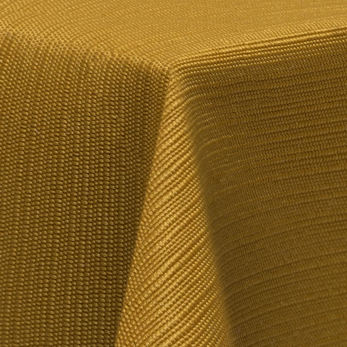 CURRY linen swatch