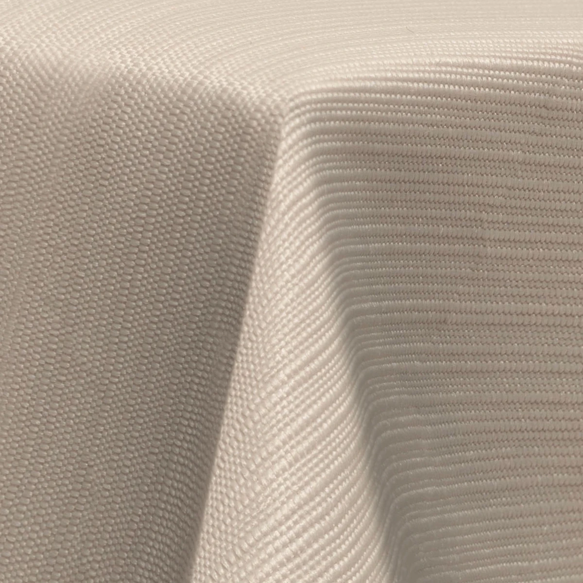 IVORY linen swatch